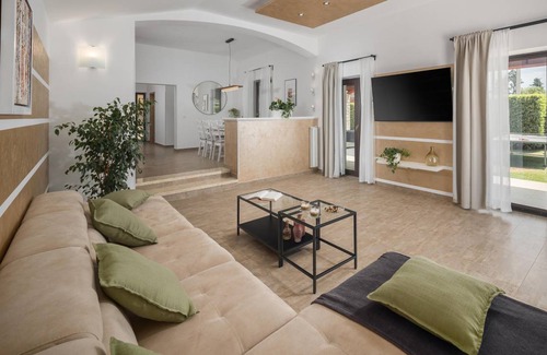 Buje House | 170 m² House ∙ 4 bedrooms ∙ 8 guests