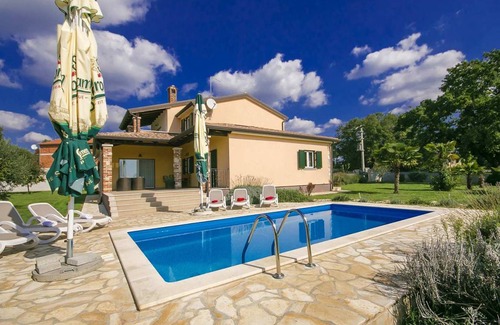 Susnjici Villa | 170 m² Villa ∙ 3 bedrooms ∙ 8 guests