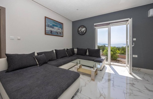 Labin House | 175 m² House ∙ 3 bedrooms ∙ 9 guests