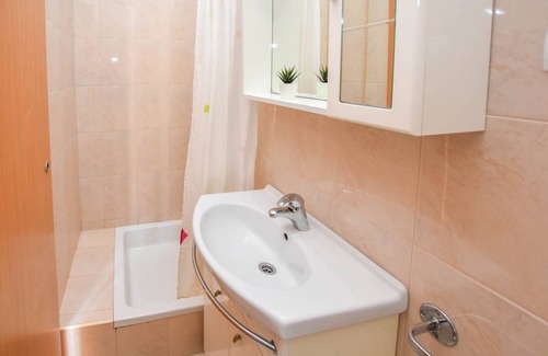 Pakostane Apartment | 18 m² Apartment ∙ 3 guests
