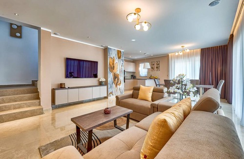 Brgod House | 180 m² House ∙ 4 bedrooms ∙ 8 guests