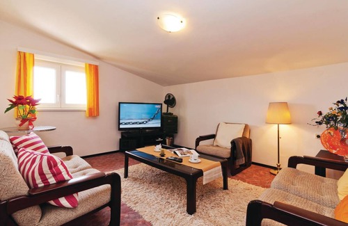 Podgradina House | 182 m² House ∙ 6 bedrooms ∙ 12 guests