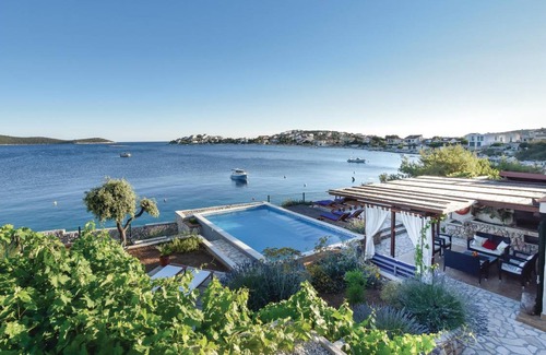 Sevid House | 188 m² House ∙ 4 bedrooms ∙ 8 guests