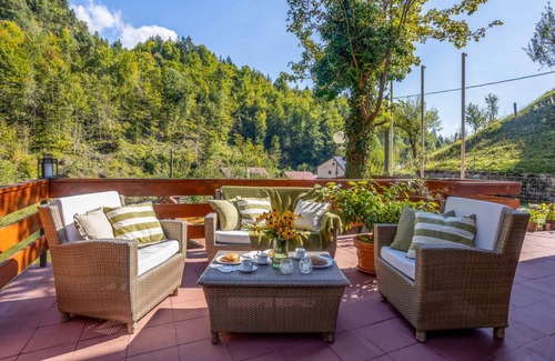 Cabar House | 190 m² House ∙ 2 bedrooms ∙ 6 guests