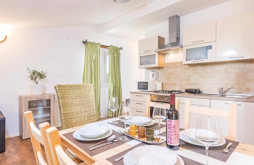 Heraki Apartment | 2 bedroom accommodation in Heraki