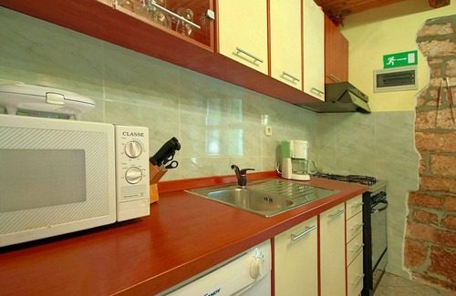 Jehnici House | 2 bedroom accommodation in Visnjan