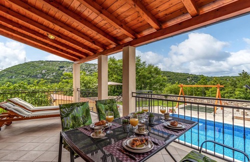 Vinodolska opcina House | 2 bedroom beautiful home in Barci