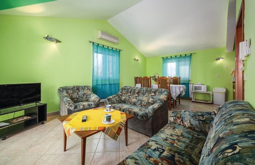 Sveti Lovrec Apartment | 2 bedroom cozy apartment in Sv.Lovrec