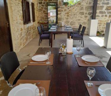 Obrovac Bed & Breakfast | 20 m² Bed and breakfast ∙ 2 guests