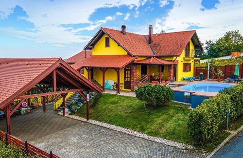 Pitomaca House | 200 m² House ∙ 3 bedrooms ∙ 8 guests