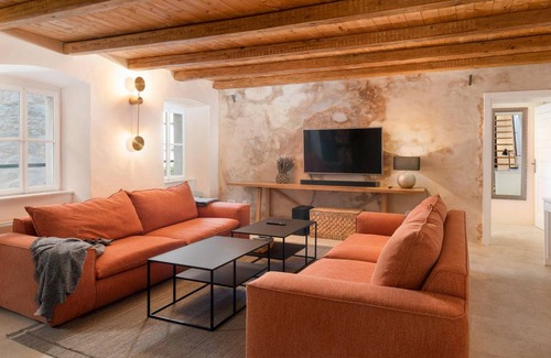 Pitve House | 200 m² House ∙ 3 bedrooms ∙ 8 guests