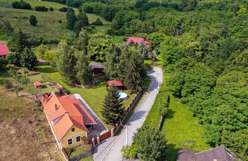 Velika House | 200 m² House ∙ 4 bedrooms ∙ 8 guests