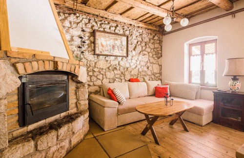 Velika House | 200 m² House ∙ 4 bedrooms ∙ 8 guests