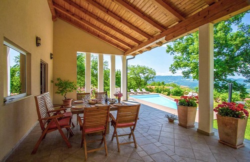 Sveti Martin House | 200 m² House ∙ 4 bedrooms ∙ 8 guests