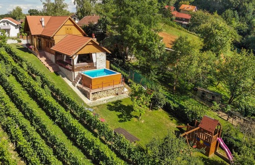 Kravarsko House | 200 m² House ∙ 4 bedrooms ∙ 10 guests