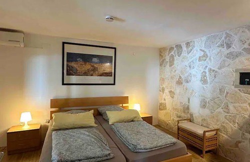 Murvica House | 200 m² House ∙ 5 bedrooms ∙ 12 guests