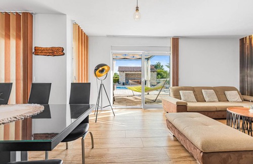 Polaca House | 200 m² House ∙ 4 bedrooms ∙ 8 guests