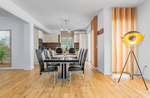 Polaca House | 200 m² House ∙ 4 bedrooms ∙ 8 guests