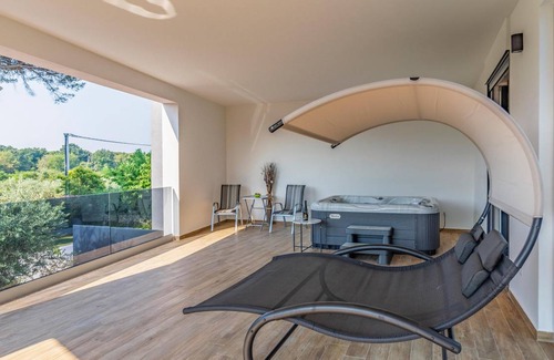 Cervar House | 200 m² Maisonette ∙ 3 bedrooms ∙ 6 guests