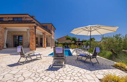 Milohnici Villa | 200 m² Villa ∙ 3 bedrooms ∙ 6 guests