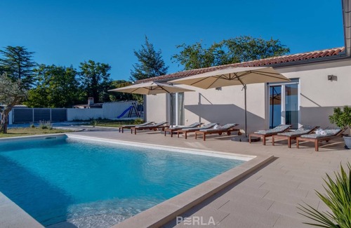 Smoljanci Villa | 200 m² Villa ∙ 3 bedrooms ∙ 8 guests