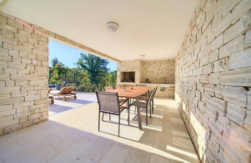 Risika Villa | 200 m² Villa ∙ 3 bedrooms ∙ 8 guests