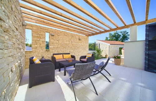 Risika Villa | 200 m² Villa ∙ 3 bedrooms ∙ 8 guests