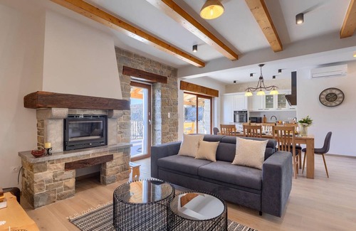 Marcenegla House | 215 m² House ∙ 3 bedrooms ∙ 8 guests
