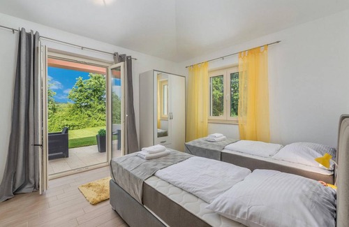Visnjan House | 219 m² House ∙ 5 bedrooms ∙ 12 guests
