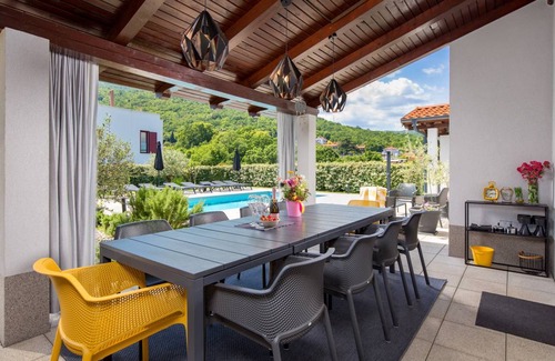 Mihotici Villa | 220 m² Villa ∙ 4 bedrooms ∙ 8 guests