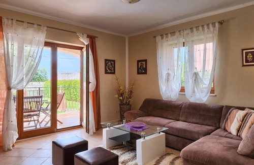 Buici House | 230 m² House ∙ 5 bedrooms ∙ 10 guests