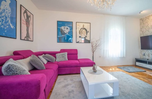 Klenovica House | 250 m² House ∙ 4 bedrooms ∙ 10 guests