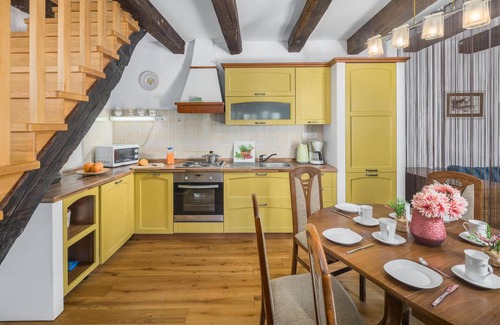 Grabri House | 250 m² House ∙ 4 bedrooms ∙ 10 guests