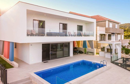 Drace House | 250 m² House ∙ 4 bedrooms ∙ 10 guests