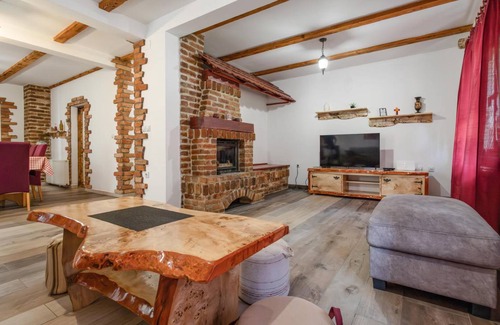 Brestovac House | 250 m² House ∙ 5 bedrooms ∙ 10 guests