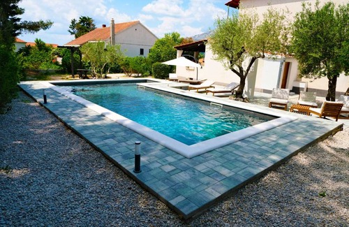 Split Villa | 250 m² Villa ∙ 4 bedrooms ∙ 8 guests