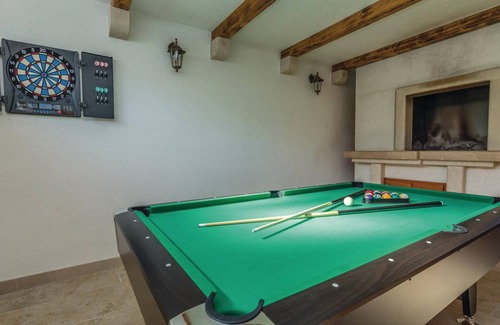 Pridraga House | 252 m² House ∙ 8 bedrooms ∙ 15 guests