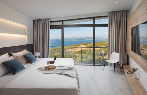 Postup Villa | 260 m² Villa ∙ 4 bedrooms ∙ 8 guests