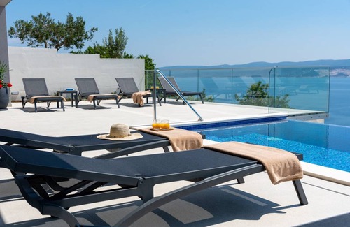 Stanici Villa | 270 m² Villa ∙ 4 bedrooms ∙ 10 guests