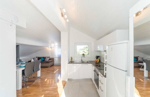 Mandre Villa | 270 m² Villa ∙ 6 bedrooms ∙ 12 guests
