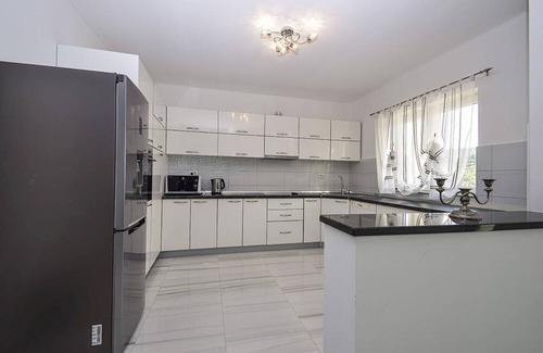 Velim House | 274 m² House ∙ 5 bedrooms ∙ 10 guests