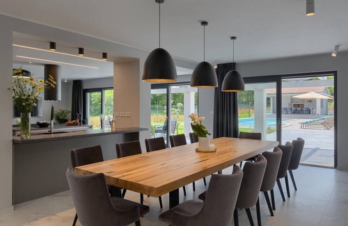 Grandici House | 274 m² House ∙ 5 bedrooms ∙ 12 guests
