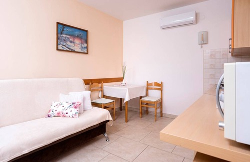Stari Grad Apartment | 29 m² Apartment ∙ 1 bedroom ∙ 2 guests