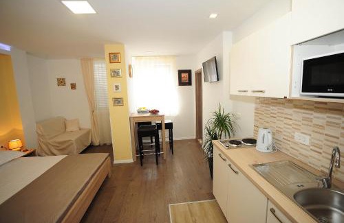 Zadar Old Town Apartment | 2studios Kalelarga