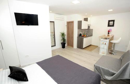 Zadar Old Town Apartment | 2studios Kalelarga
