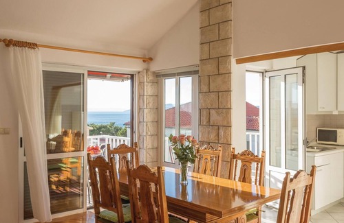 Zelenka Apartment | 3 bedroom amazing apartment in Makarska