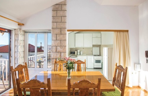 Zelenka Apartment | 3 bedroom amazing apartment in Makarska