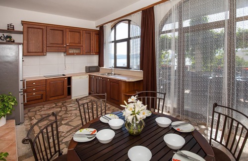 Komarna Apartment | 3 bedroom nice apartment in Komarna