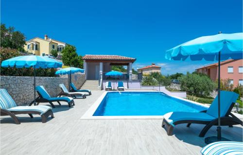 Ravni Apartment | 3 Bedroom Stunning Apartment In Ravni