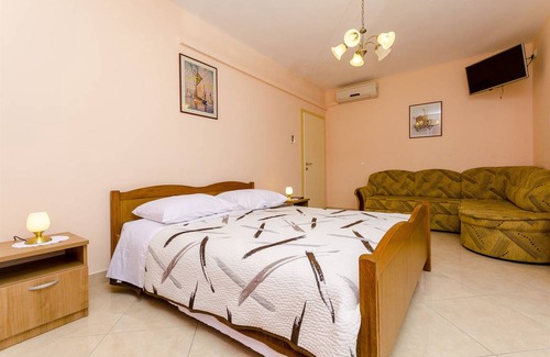 Trogir Apartment | 30 m² Apartment ∙ 1 bedroom ∙ 3 guests